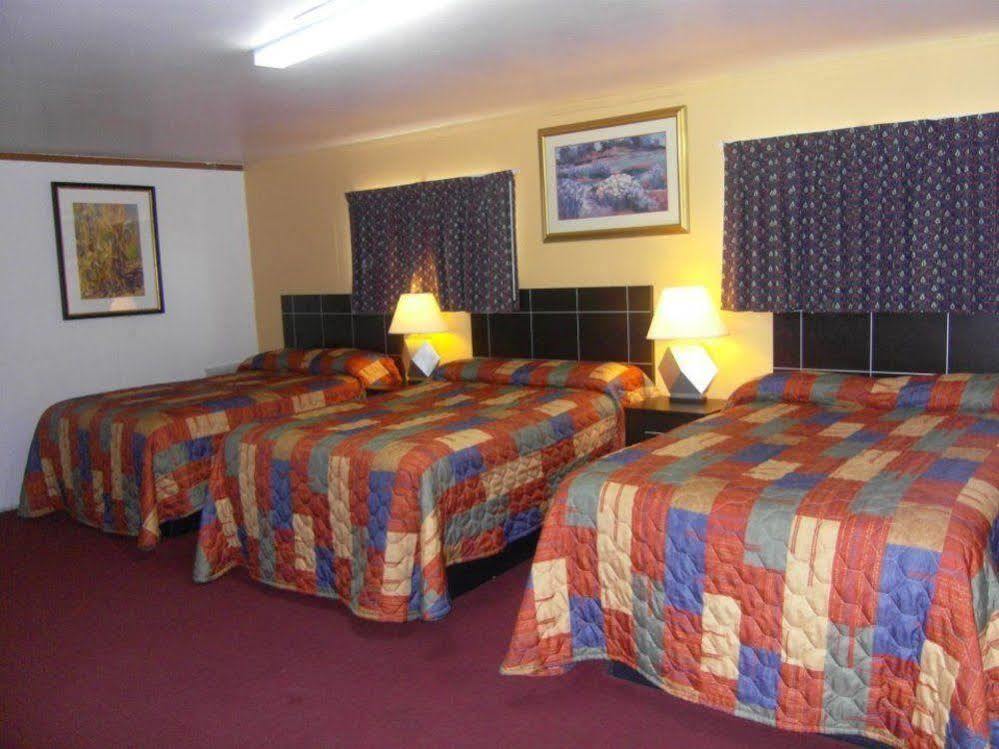 Flamingo Inn Elk City Eksteriør billede